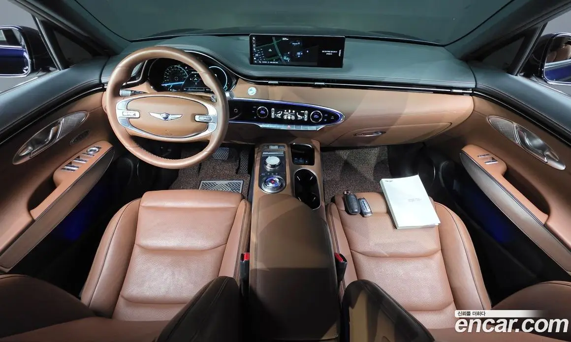 Genesis GV70 2023 2.5 автомат (гидро), фото 10 Genesis GV70 2023 2.5 автомат (гидро), фото 10