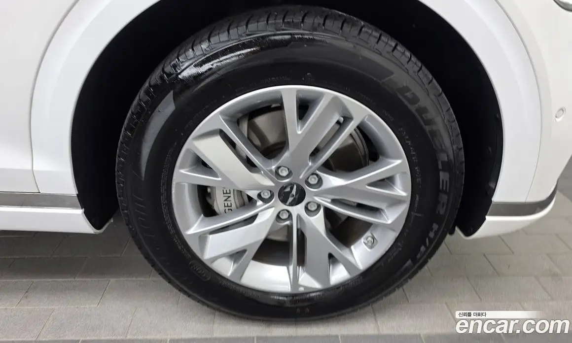 Genesis GV70 2024 2.5 автомат (гидро), фото 7 Genesis GV70 2024 2.5 автомат (гидро), фото 7