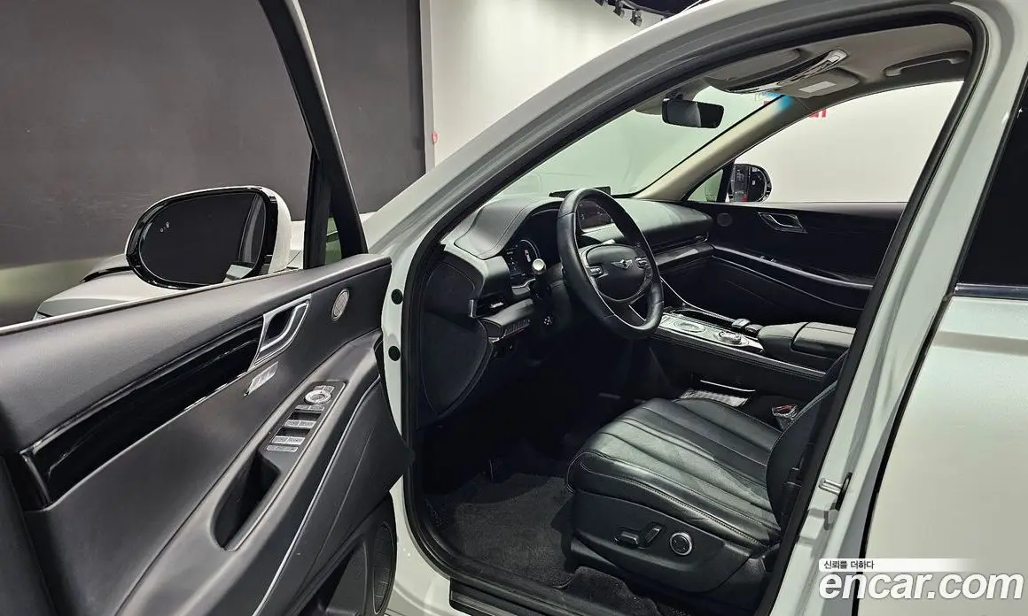 Genesis GV80 2021 2.5 автомат (гидро), фото 13 Genesis GV80 2021 2.5 автомат (гидро), фото 13