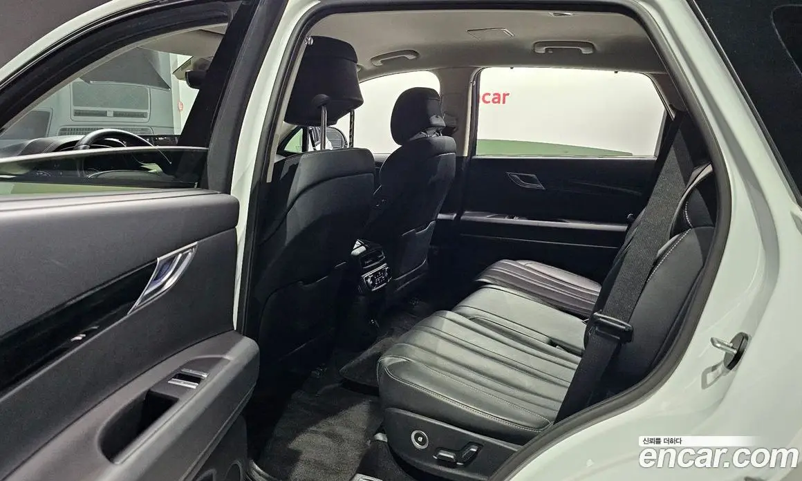 Genesis GV80 2021 2.5 автомат (гидро), фото 17 Genesis GV80 2021 2.5 автомат (гидро), фото 17