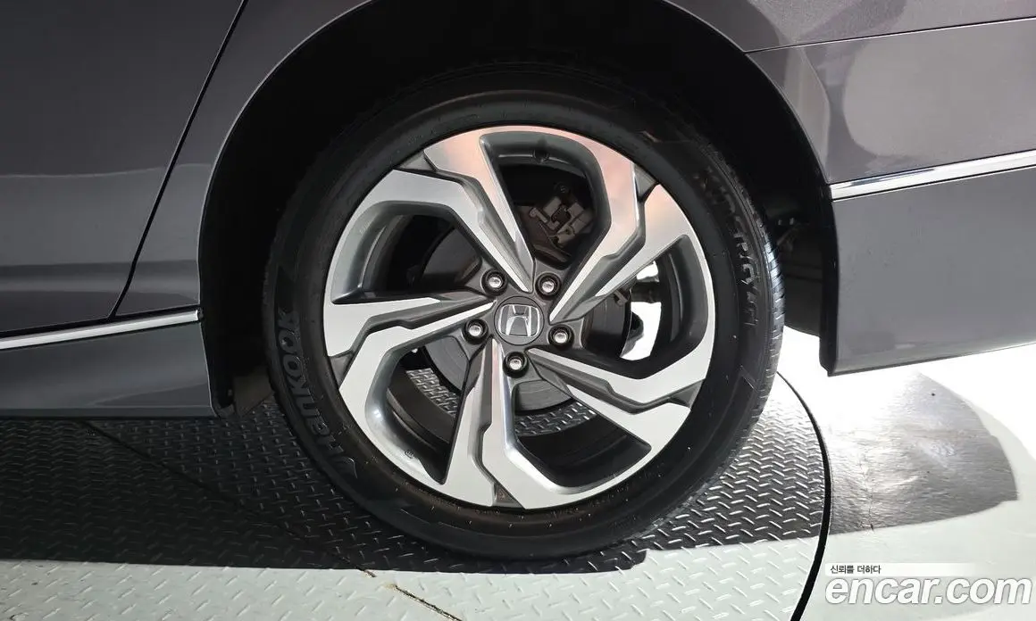 Honda Accord 2019 1.5 автомат (гидро), фото 7 Honda Accord 2019 1.5 автомат (гидро), фото 7