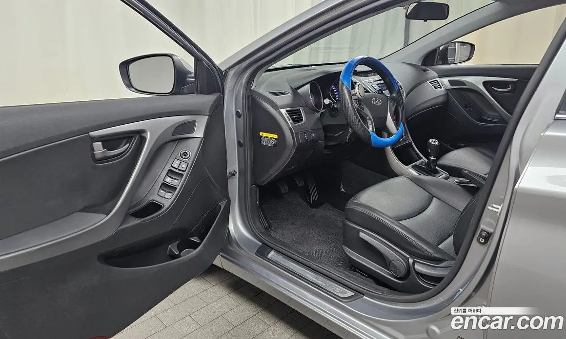 Hyundai Avante 2014 1.6 механика, фото 12