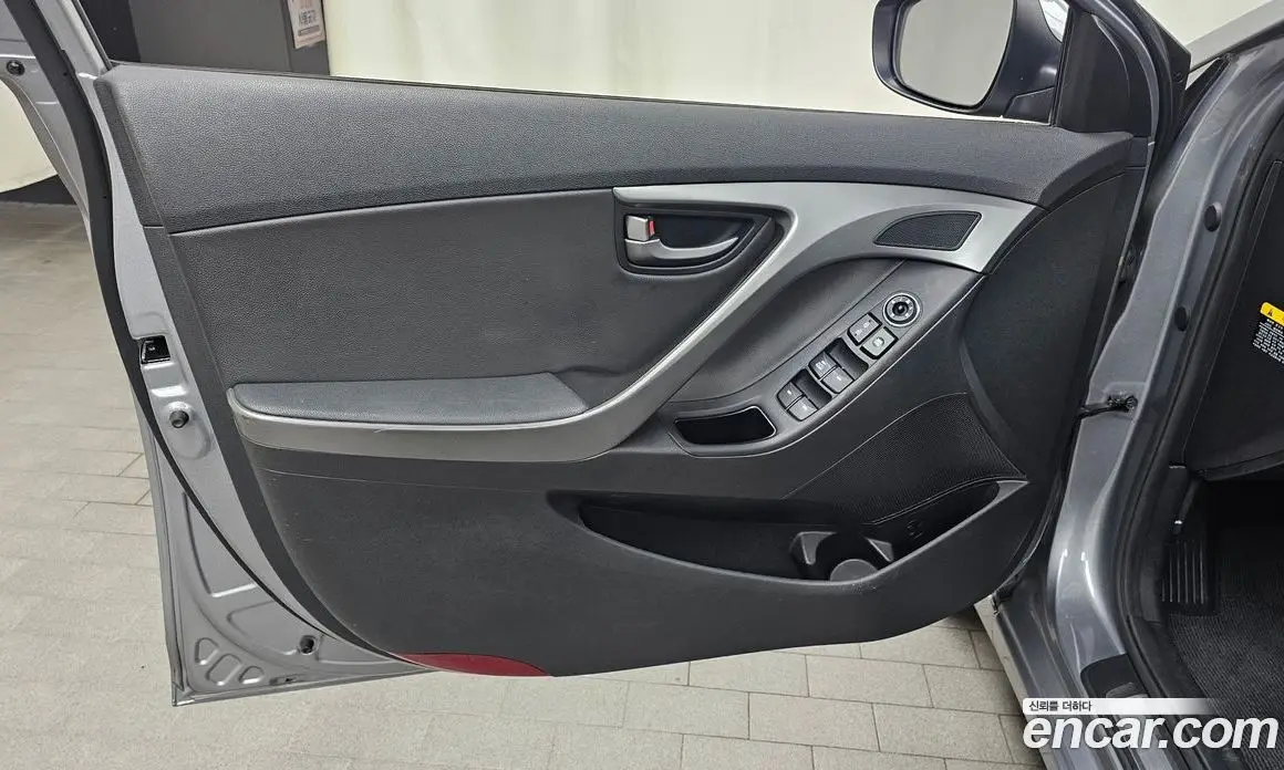 Hyundai Avante 2014 1.6 механика, фото 13
