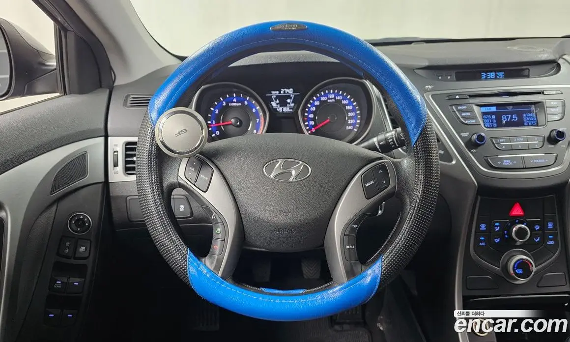 Hyundai Avante 2014 1.6 механика, фото 17