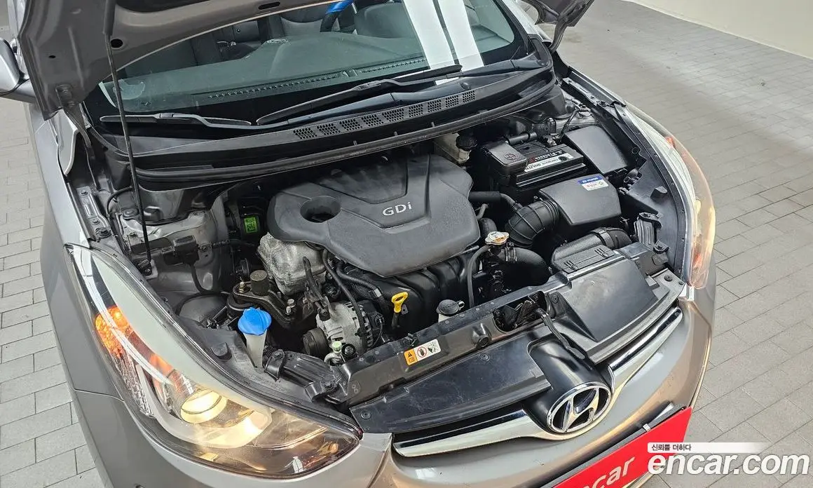 Hyundai Avante 2014 1.6 механика, фото 5