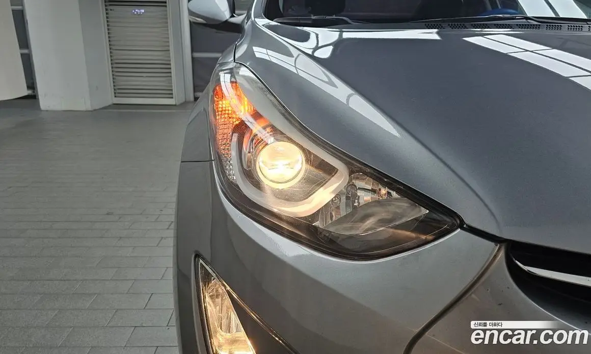 Hyundai Avante 2014 1.6 механика, фото 7