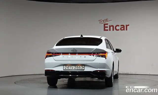 Hyundai Avante 2020 1.6 автомат (гидро), миниатюра 3 Hyundai Avante 2020 1.6 автомат (гидро), миниатюра 3