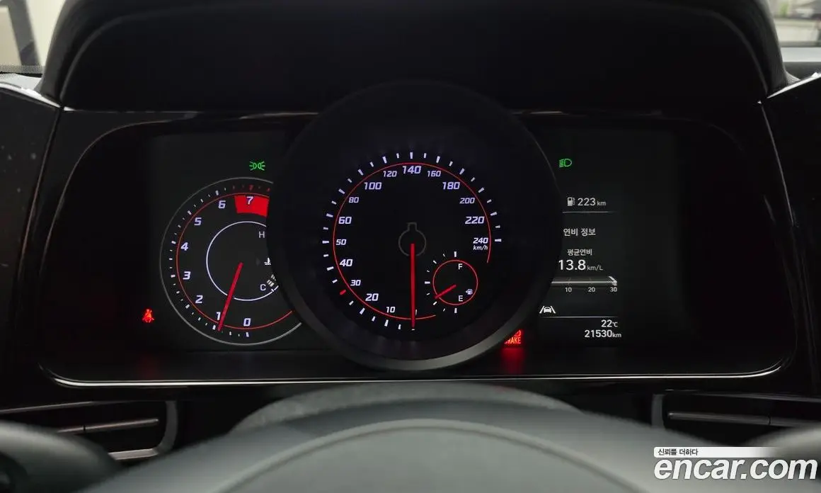 Hyundai Avante 2021 1.6 автомат (гидро), фото 11