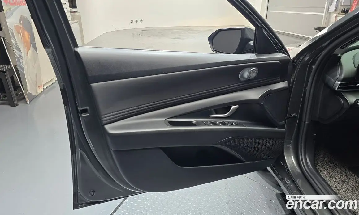 Hyundai Avante 2021 1.6 автомат (гидро), фото 14