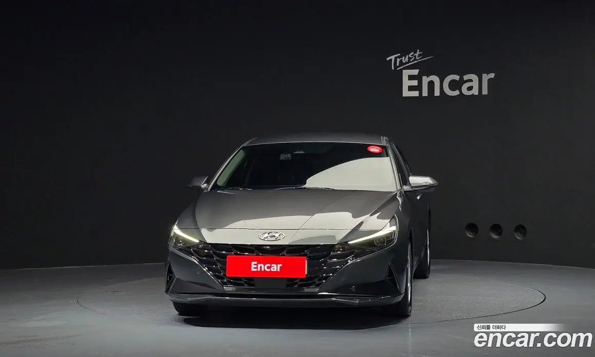 Hyundai Avante 2021 1.6 автомат (гидро), фото 3