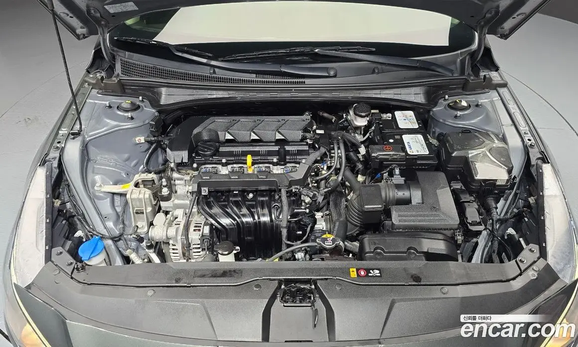 Hyundai Avante 2021 1.6 автомат (гидро), фото 6