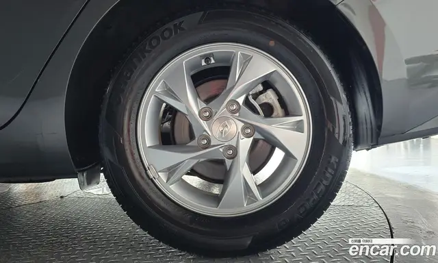 Hyundai Avante 2021 1.6 автомат (гидро), миниатюра 7