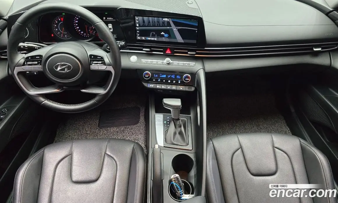 Hyundai Avante 2021 1.6 автомат (гидро), фото 10