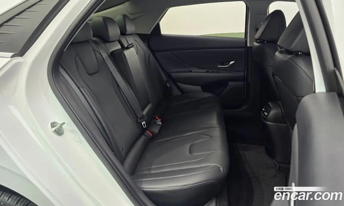 Hyundai Avante 2022 1.6 автомат (гидро), фото 16 Hyundai Avante 2022 1.6 автомат (гидро), фото 16