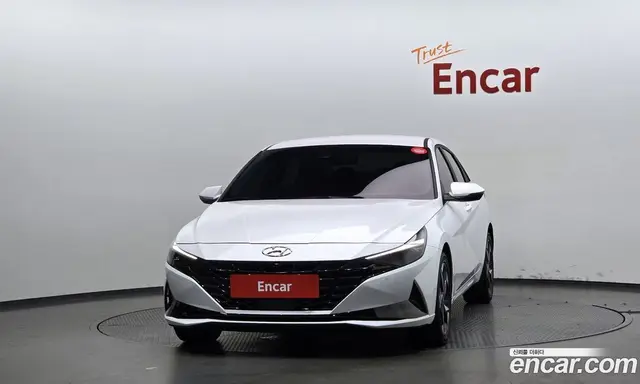Hyundai Avante 2022 1.6 автомат (гидро), миниатюра 3 Hyundai Avante 2022 1.6 автомат (гидро), миниатюра 3