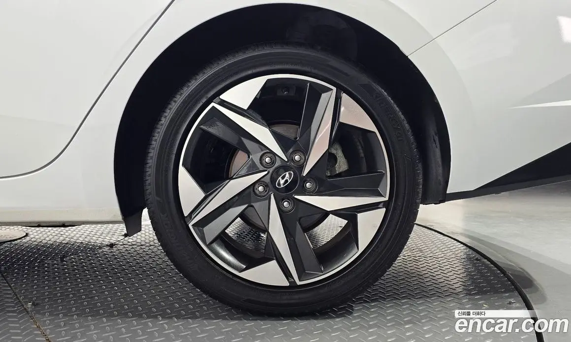 Hyundai Avante 2022 1.6 автомат (гидро), фото 7 Hyundai Avante 2022 1.6 автомат (гидро), фото 7