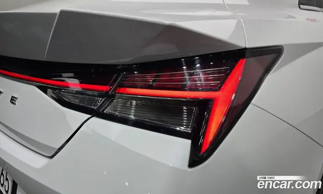 Hyundai Avante 2022 1.6 автомат (гидро), миниатюра 9 Hyundai Avante 2022 1.6 автомат (гидро), миниатюра 9