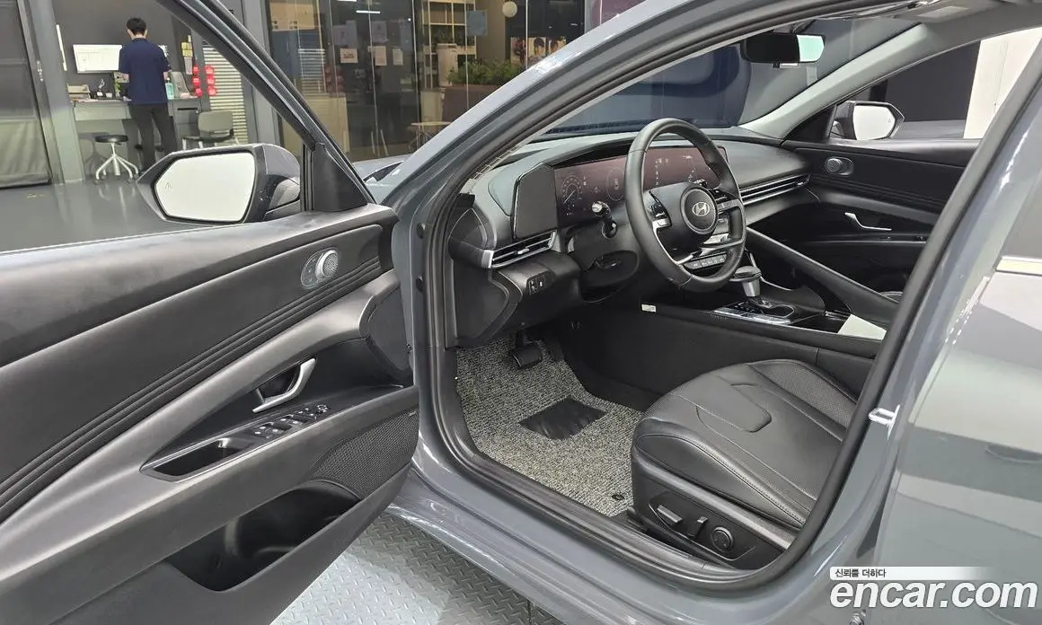 Hyundai Avante 2025 1.6 автомат (гидро), фото 13 Hyundai Avante 2025 1.6 автомат (гидро), фото 13