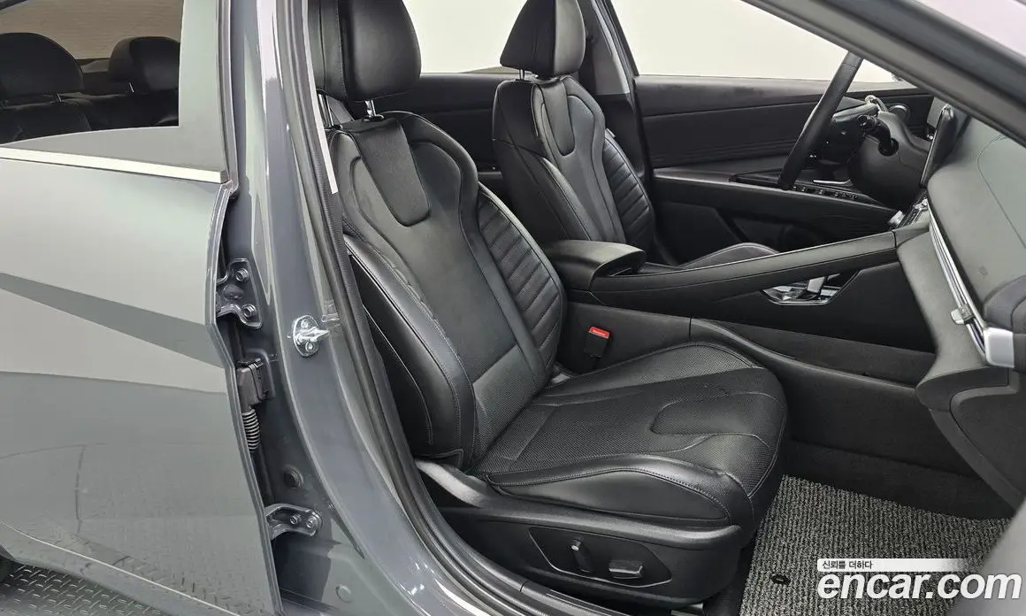 Hyundai Avante 2025 1.6 автомат (гидро), фото 16 Hyundai Avante 2025 1.6 автомат (гидро), фото 16