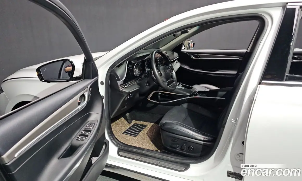 Hyundai Grandeur 2021 2.5 автомат (гидро), фото 13