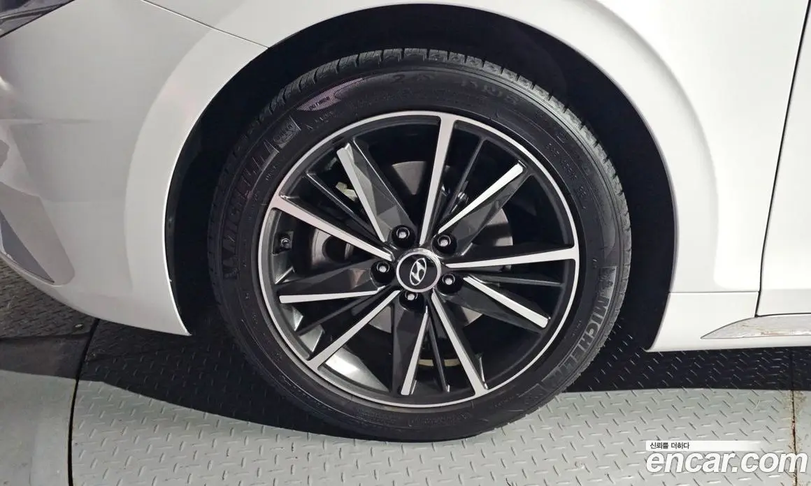Hyundai Grandeur 2021 2.5 автомат (гидро), фото 5