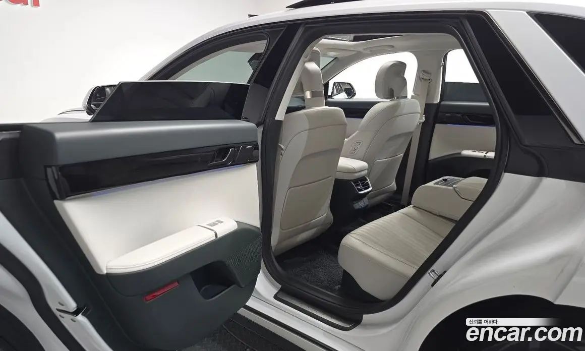 Hyundai Grandeur 2024 1.6 автомат (гидро), фото 15
