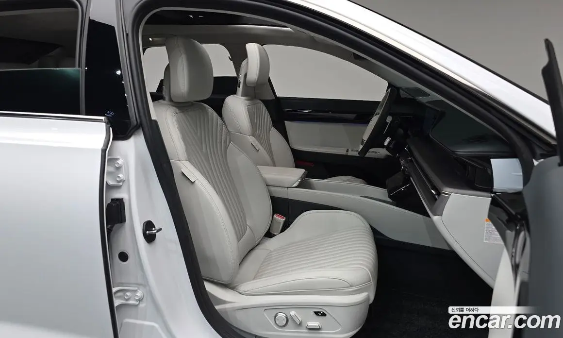 Hyundai Grandeur 2024 1.6 автомат (гидро), фото 16