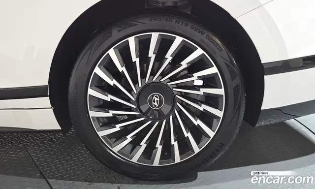 Hyundai Grandeur 2024 1.6 автомат (гидро), миниатюра 6