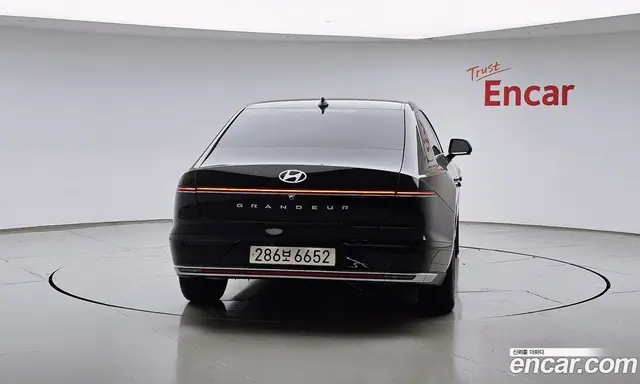 Hyundai Grandeur 2024 2.5 автомат (гидро), миниатюра 4