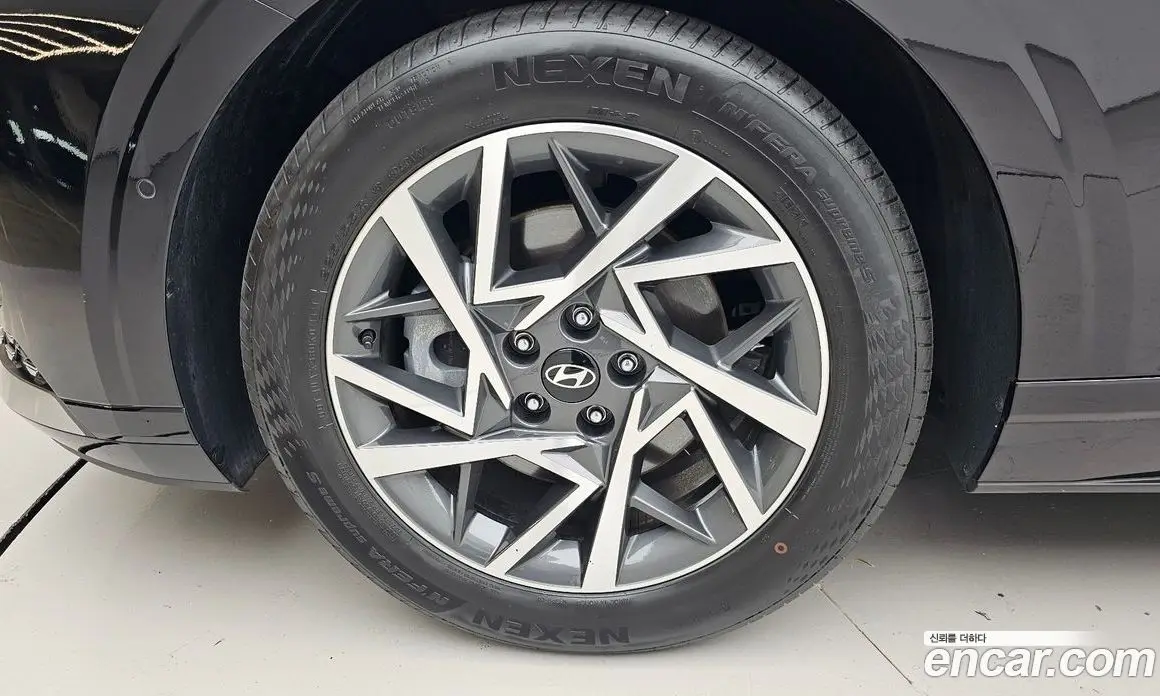 Hyundai Grandeur 2024 2.5 автомат (гидро), фото 5