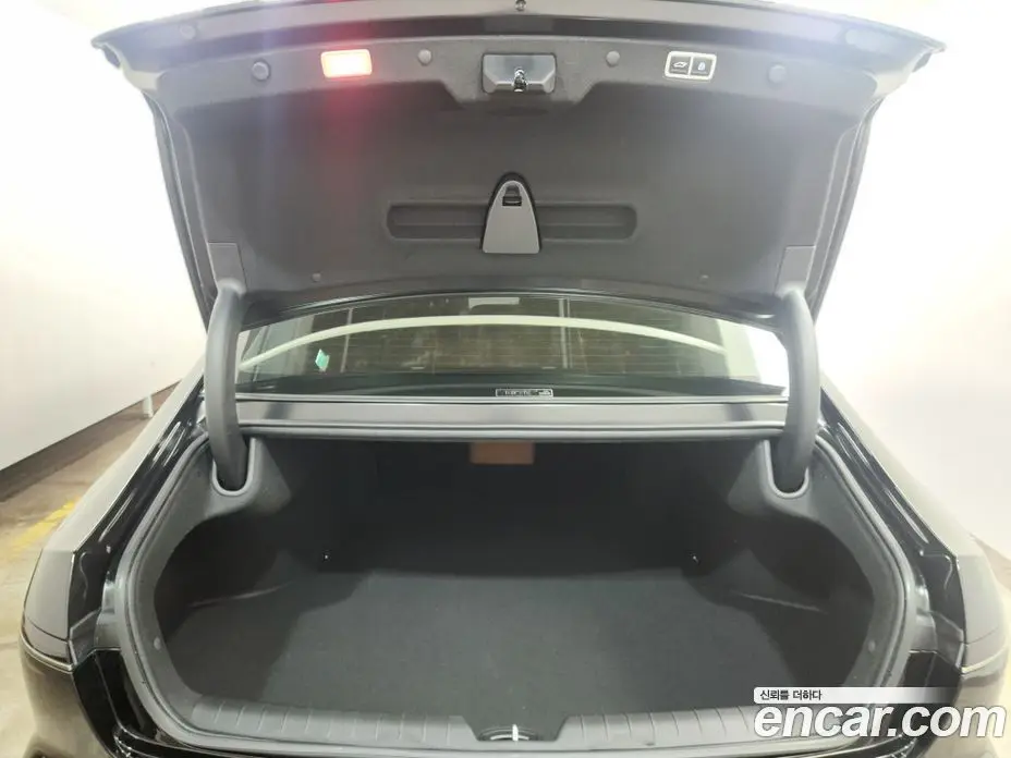 Hyundai Grandeur 2025 1.6 автомат (гидро), фото 18