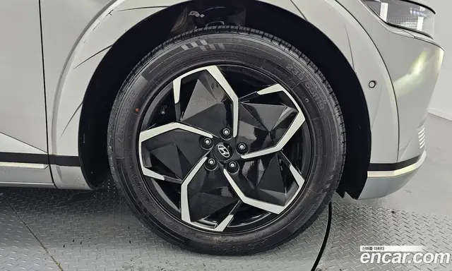 Hyundai Ioniq 5 2023 0.1 автомат (гидро), миниатюра 7 Hyundai Ioniq 5 2023 0.1 автомат (гидро), миниатюра 7