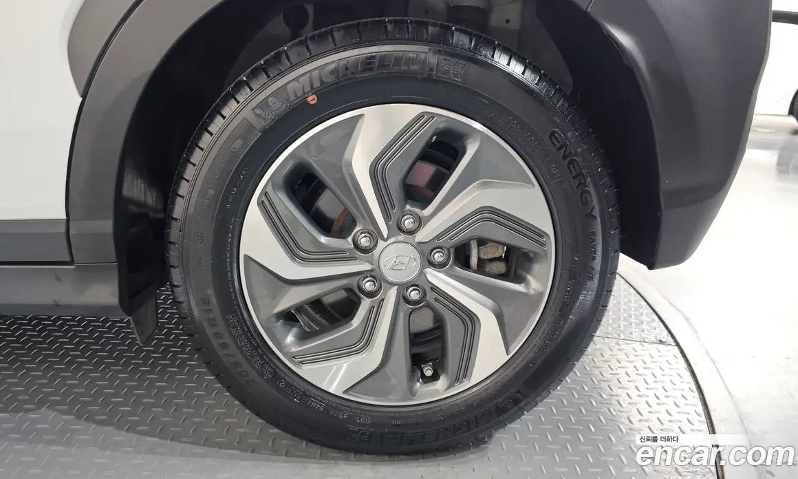 Hyundai Kona 2020 1.6 автомат (гидро), фото 7 Hyundai Kona 2020 1.6 автомат (гидро), фото 7