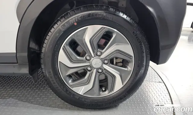 Hyundai Kona 2020 1.6 автомат (гидро), миниатюра 7 Hyundai Kona 2020 1.6 автомат (гидро), миниатюра 7