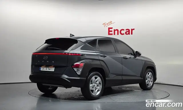 Hyundai Kona 2023 2.0 автомат (гидро), миниатюра 2