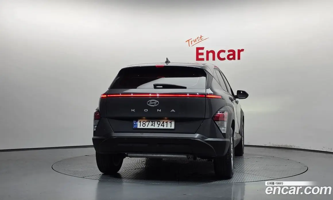 Hyundai Kona 2023 2.0 автомат (гидро), фото 4