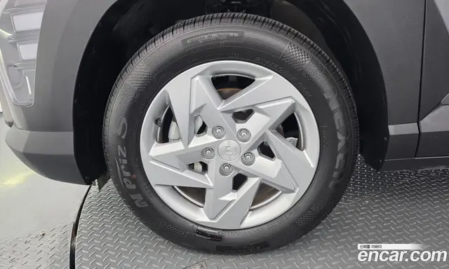 Hyundai Kona 2023 2.0 автомат (гидро), миниатюра 5