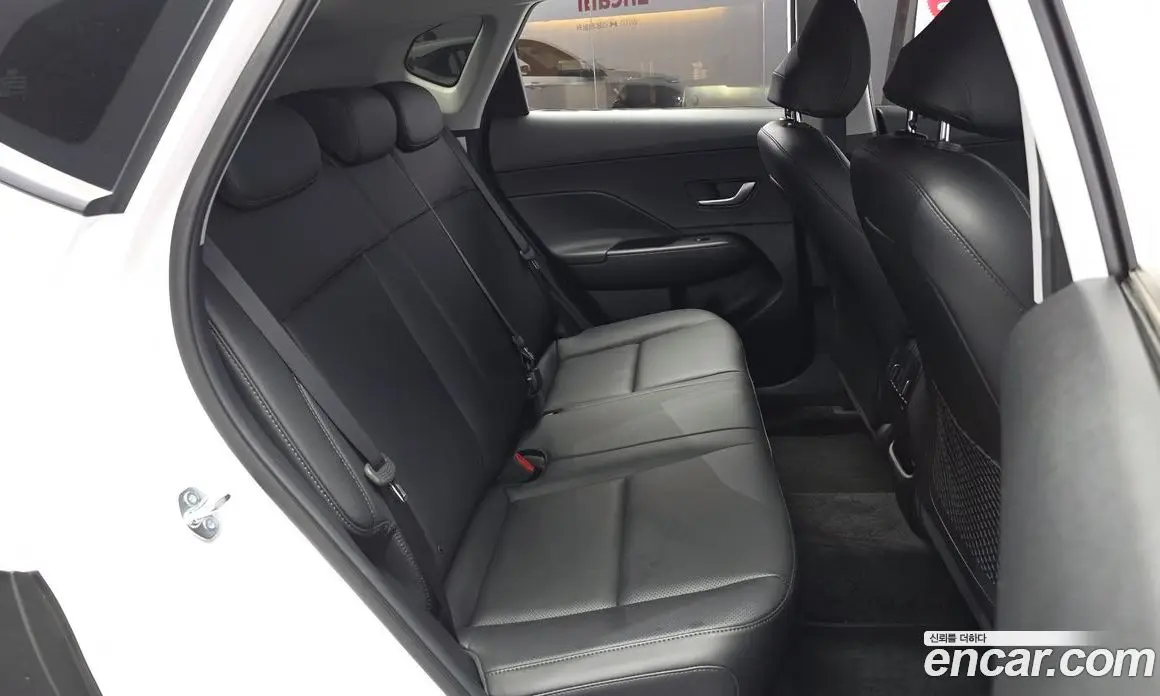 Hyundai Kona 2025 1.6 автомат (гидро), фото 18