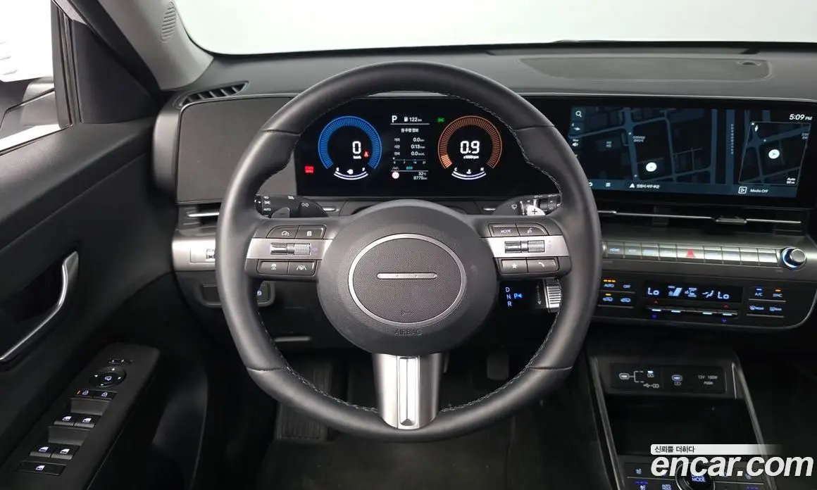 Hyundai Kona 2025 1.6 автомат (гидро), фото 19