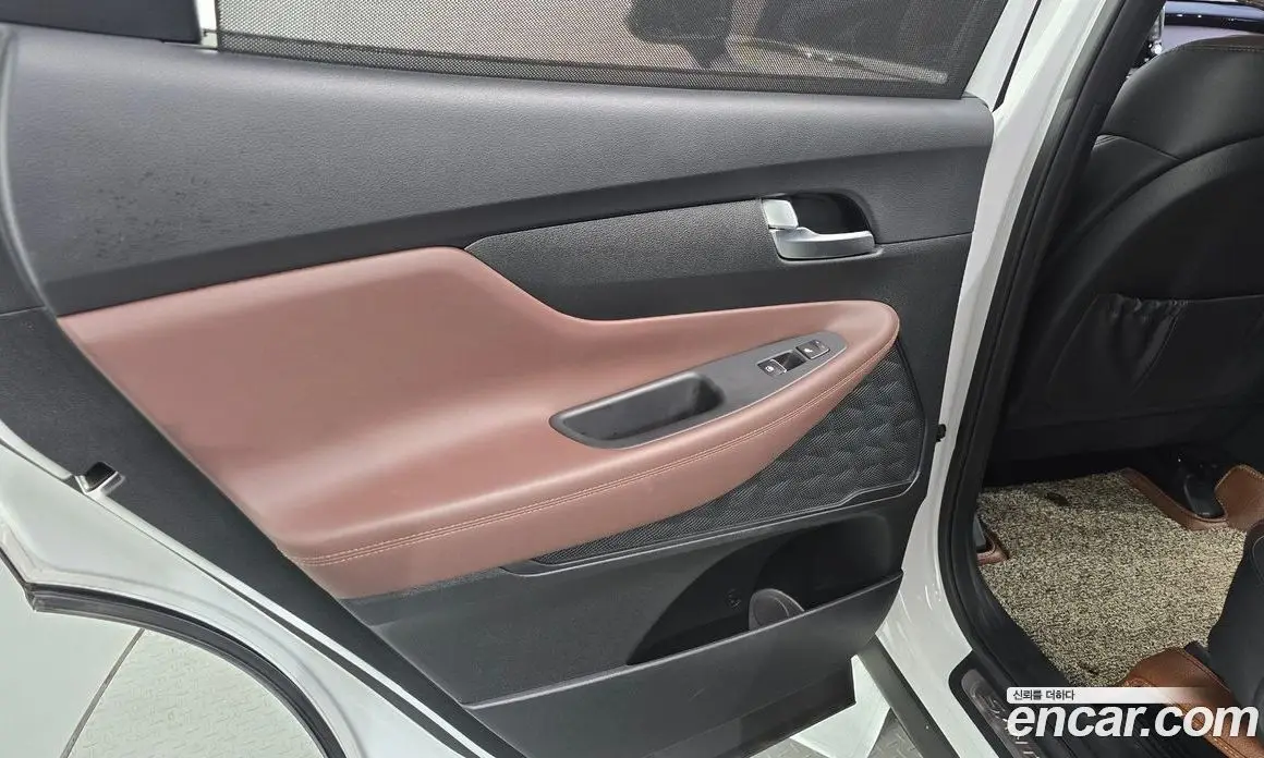 Hyundai Santa Fe 2018 2.0 автомат (гидро), фото 15 Hyundai Santa Fe 2018 2.0 автомат (гидро), фото 15
