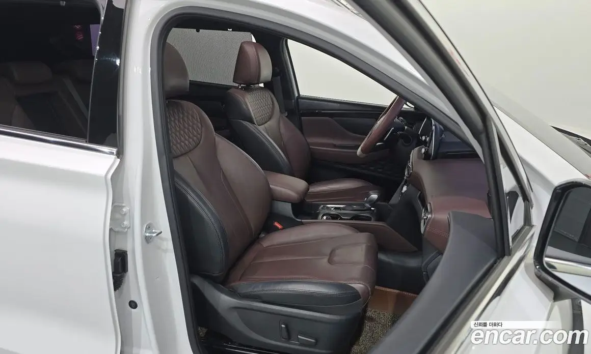 Hyundai Santa Fe 2018 2.0 автомат (гидро), фото 16 Hyundai Santa Fe 2018 2.0 автомат (гидро), фото 16