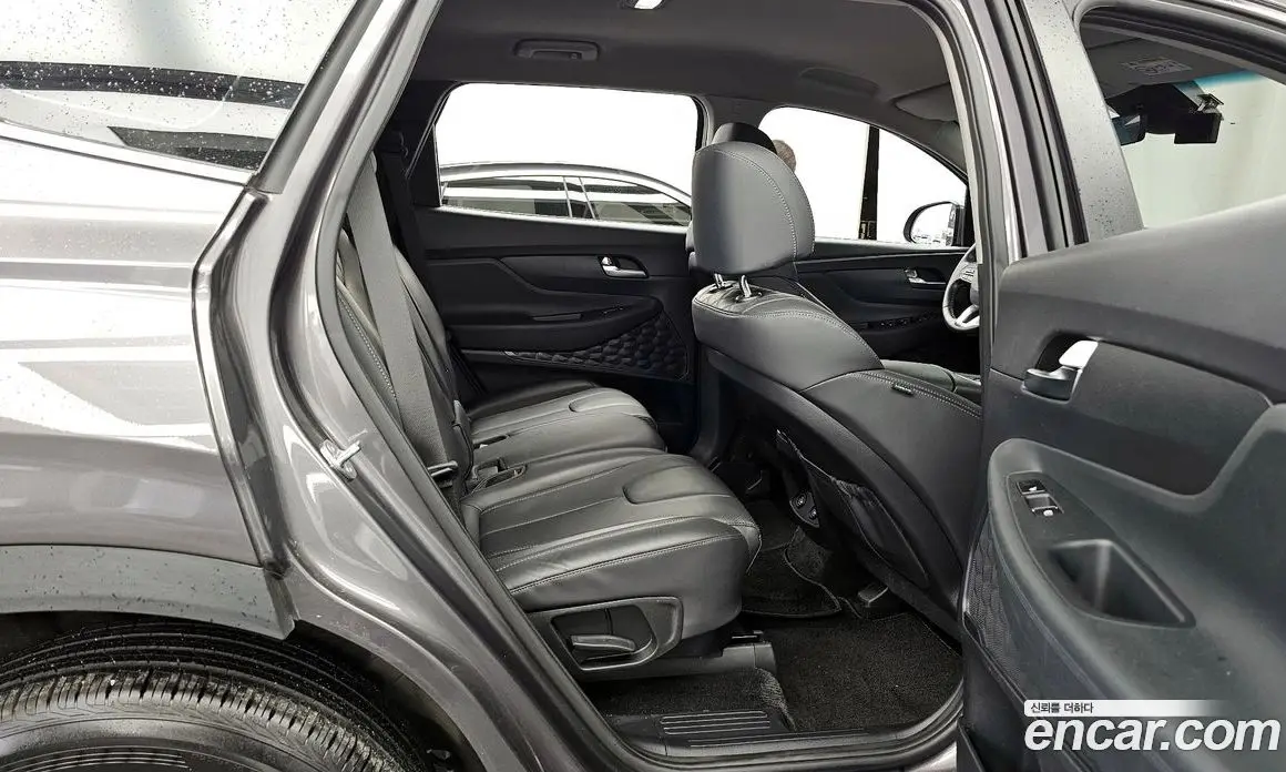 Hyundai Santa Fe 2023 2.5 автомат (гидро), фото 17 Hyundai Santa Fe 2023 2.5 автомат (гидро), фото 17