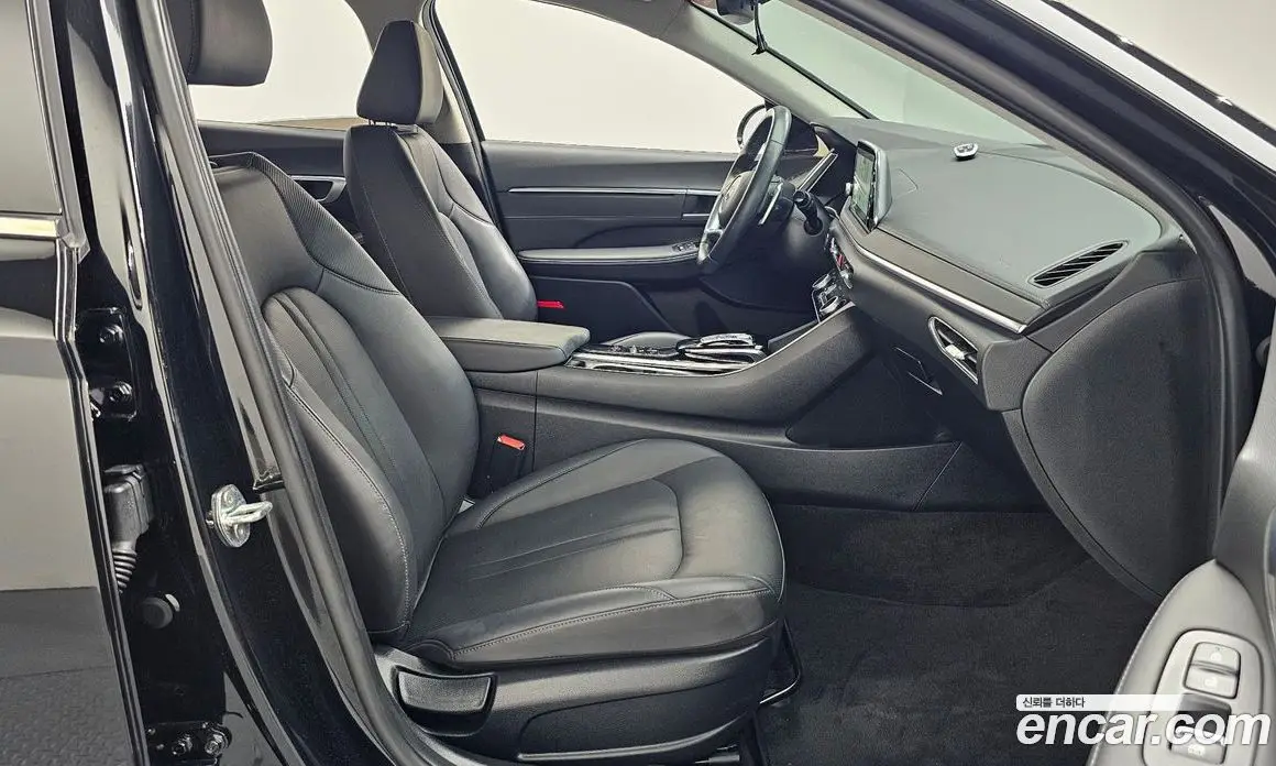 Hyundai Sonata 2022 2.0 автомат (гидро), фото 17 Hyundai Sonata 2022 2.0 автомат (гидро), фото 17