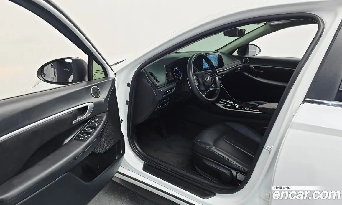 Hyundai Sonata 2022 2.0 автомат (гидро), фото 13 Hyundai Sonata 2022 2.0 автомат (гидро), фото 13