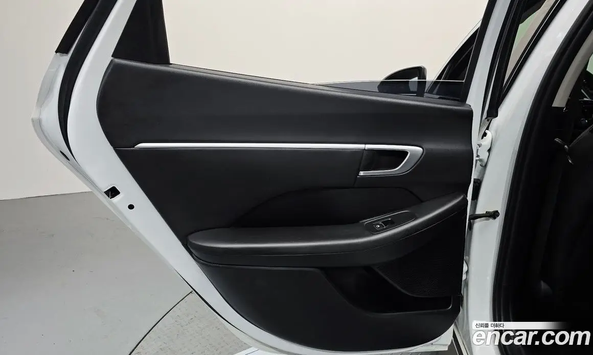 Hyundai Sonata 2022 2.0 автомат (гидро), фото 15 Hyundai Sonata 2022 2.0 автомат (гидро), фото 15