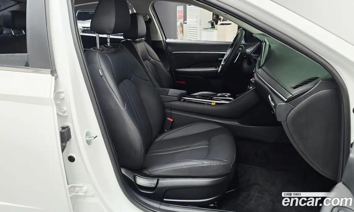 Hyundai Sonata 2022 2.0 автомат (гидро), фото 16 Hyundai Sonata 2022 2.0 автомат (гидро), фото 16