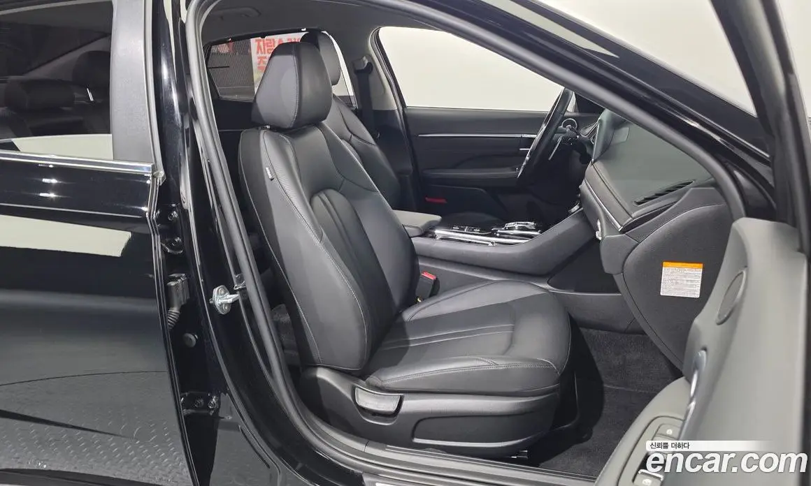Hyundai Sonata 2022 2.0 автомат (гидро), фото 16
