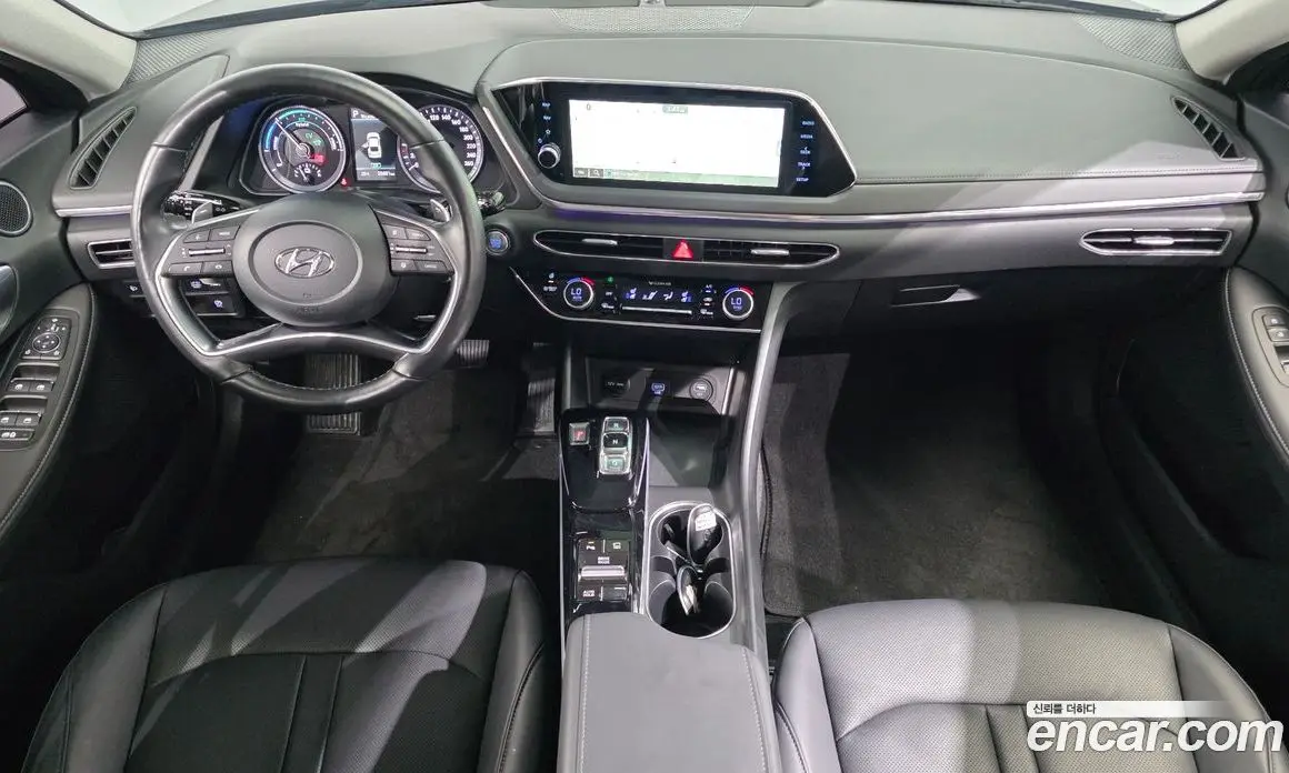Hyundai Sonata 2022 2.0 автомат (гидро), фото 10