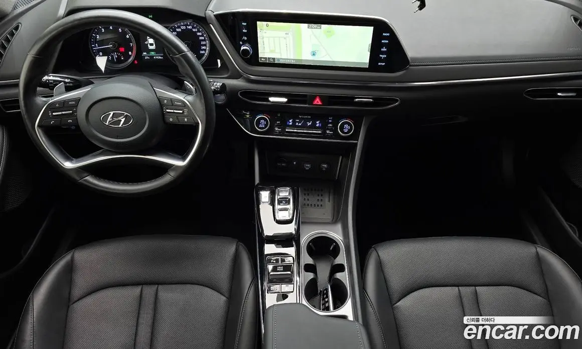Hyundai Sonata 2022 2.0 автомат (гидро), фото 10 Hyundai Sonata 2022 2.0 автомат (гидро), фото 10