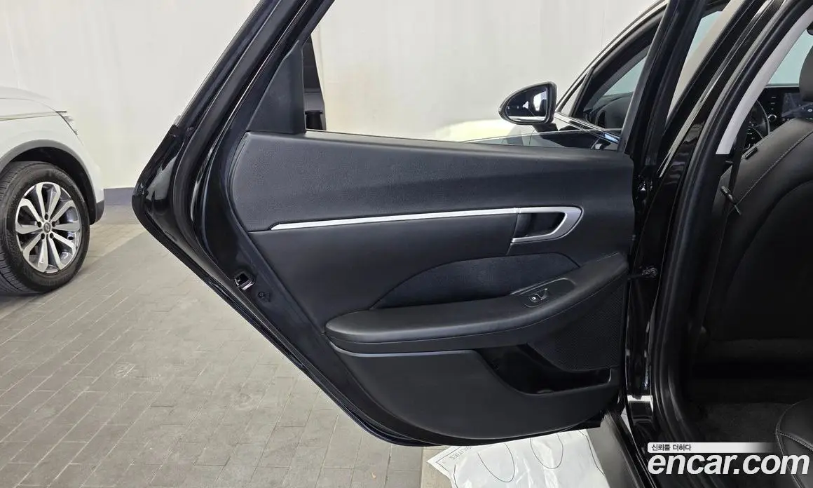 Hyundai Sonata 2023 2.0 автомат (гидро), фото 15 Hyundai Sonata 2023 2.0 автомат (гидро), фото 15